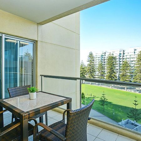Pier Apartment - Glenelg Views - No 506 애들레이드 외부 사진